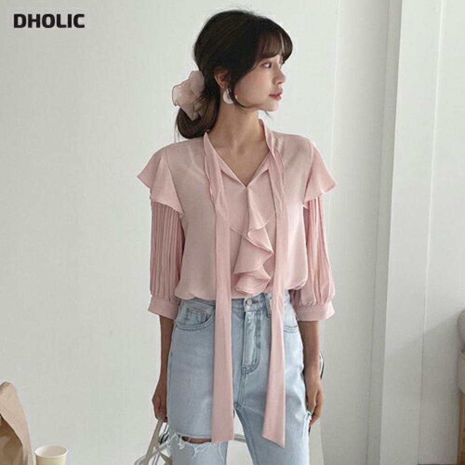 プリーツスリーブリボンブラウス・全3色・t61838 レディース 【bl】【韓国 ファッション トップス ブラウス 長袖 プリーツ スリーブ Vネック リボン フリル ボリューム デコルテ 体型カバー フェミニン 夏 春】