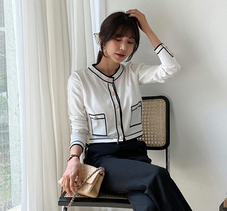 【只今10%OFF】配色ボタンショートニット・全3色・t61843 レディース 【tops】【韓国 ファッション トップス ニット 長袖 カジュアル メリハリ 配色 ラウンドネック ショート丈 ボタン スリム フィット 細身 体型カバー フェミニン ベーシック 夏 春】