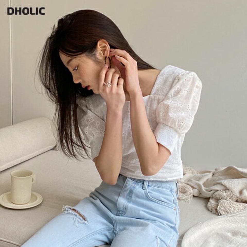 アイレットレーススクエアブラウス・全3色・t61837 レディース 【bl】【韓国 ファッション トップス ブラウス 半袖 アイレットレース スクエアネック レース クロップド丈 パフスリーブ ボリューム 体型カバー フェミニン カジュアル 夏 春】