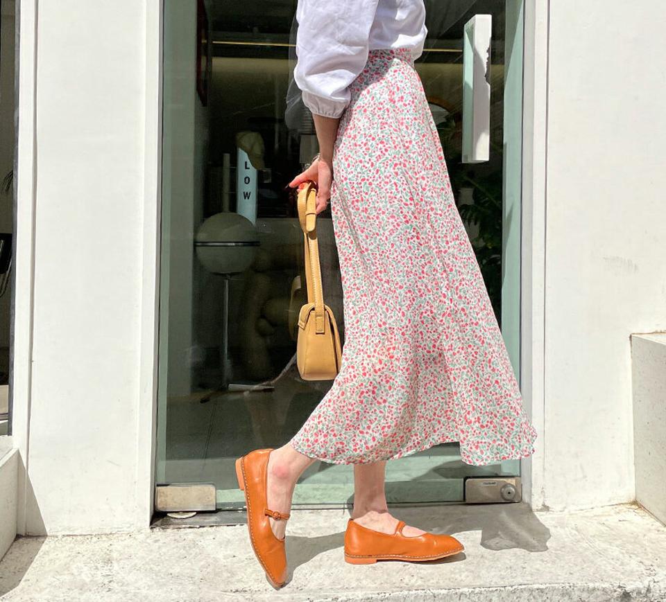 シフォンフローラルスカート・全2色・t63297 レディース 【sk】【韓国 ファッション ボトムス スカート ロング ロングスカート シフォン フローラル 花柄 フラワー パターン Aライン 体型カバー カジュアル ベーシック 夏 春】