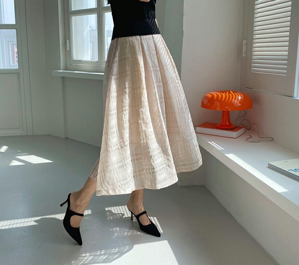 シアーチェックスカート・全2色・b67703 レディース 【sk】 スカート ロング ロングスカート シアー シースルー 透け感 チェック柄 フェミニン 大人 きれいめ Aライン ボリューム 春 秋 韓国 ファッション ハイホリHIHOLLI