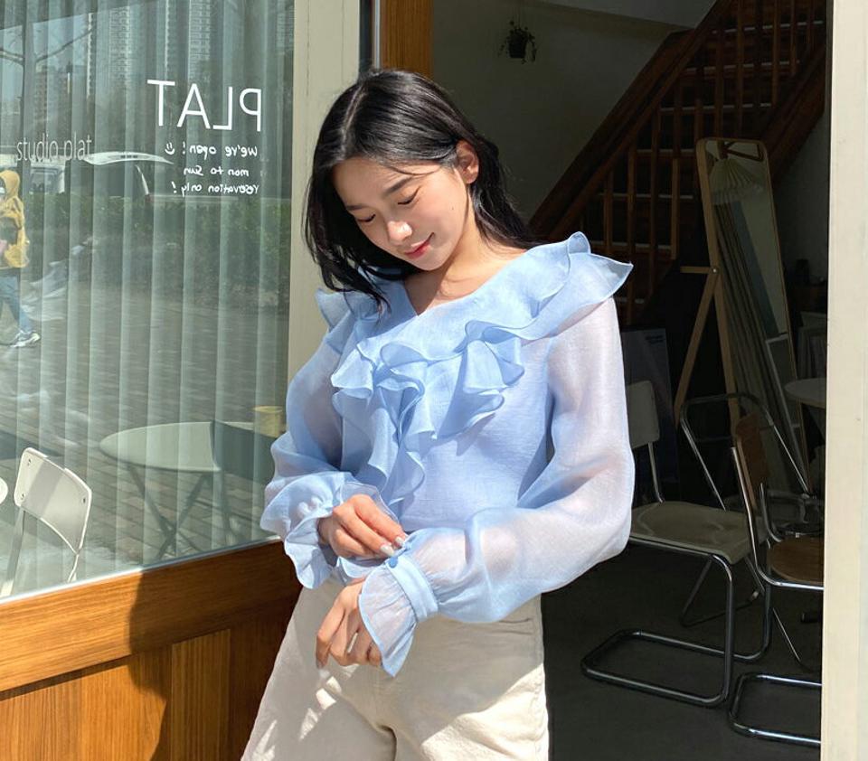 シアーフリルブラウス・全5色・t63769 レディース 【bl】【韓国 ファッション トップス ブラウス 長袖 フリル ボリューム Vネック シアー ルーズ ゆったり ガーリー 体型カバー 細身 デイリー 春 夏】【NIJU】