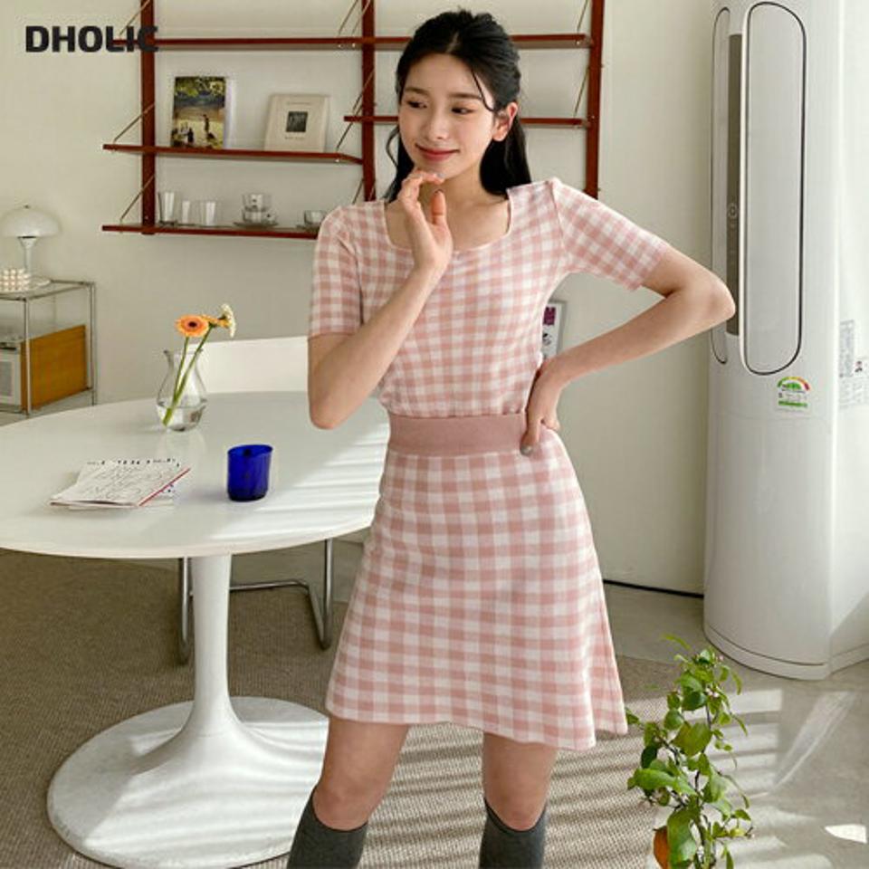 チェックスクエアニット&スカートSET・全5色・t63780 レディース 【ops】【韓国 ファッション ワンピース ミニ ミニワンピース 半袖 ニットワンピース セットアップ チェック スクエアネック Aライン スリム フィット 体型カバー 春 夏】【NIJU】