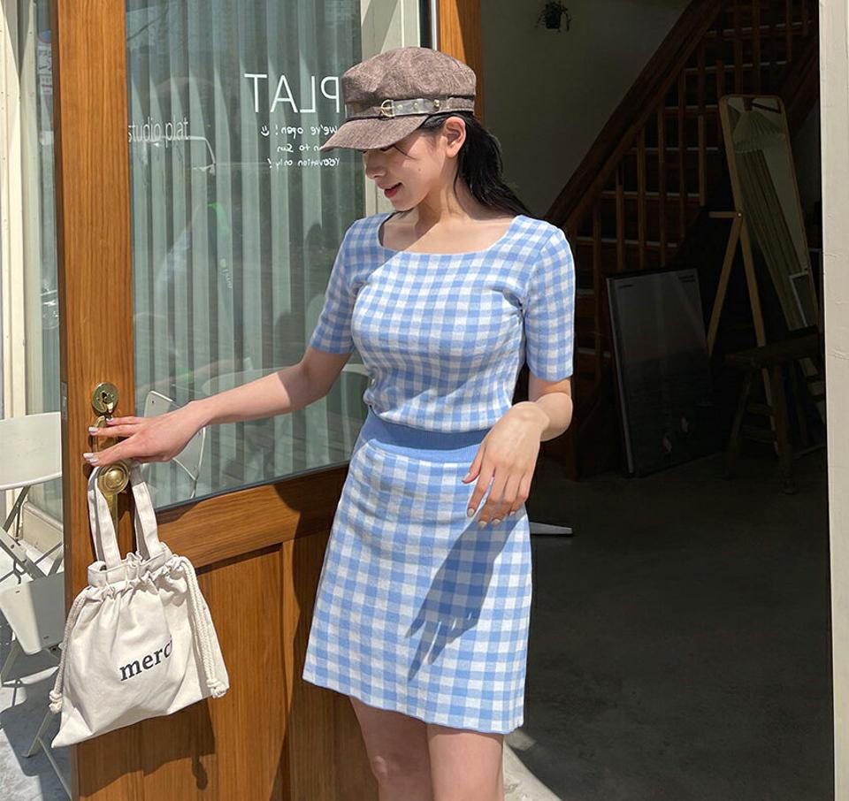 チェックスクエアニット&スカートSET・全5色・t63780 レディース 【ops】【韓国 ファッション ワンピース ミニ ミニワンピース 半袖 ニットワンピース セットアップ チェック スクエアネック Aライン スリム フィット 体型カバー 春 夏】【NIJU】