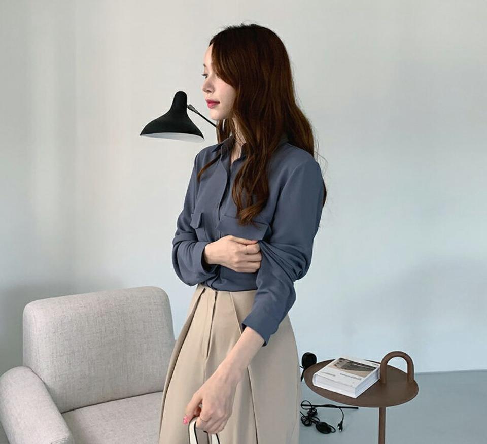 カラーフラップポケットブラウス・全5色・t67792 レディース 【bl】【トップス ブラウス 長袖 フラップポケット 単色 無地 シンプル ベーシック 大人 オフィスカジュアル 春 秋 韓国 ファッション】【ハイホリHIHOLLI】