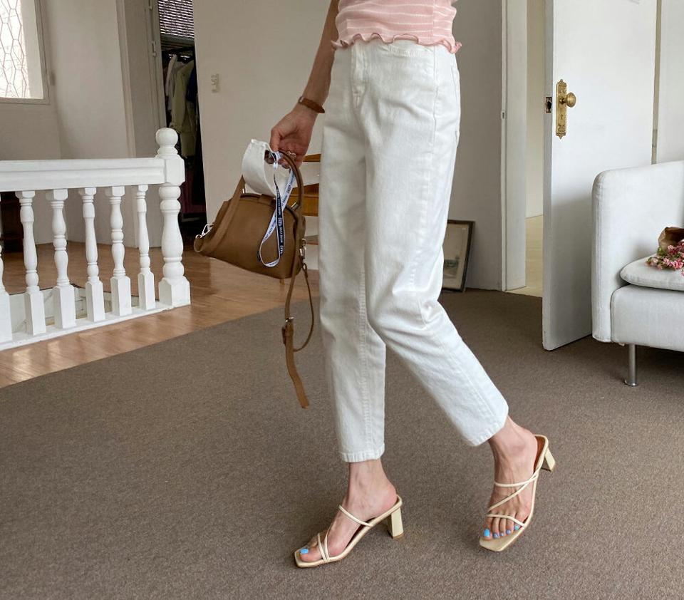 マスクストラップ付ストレートパンツ・全3色・t57200 レディース 【pt】【韓国 ファッション ボトムス ロング ロングパンツ マスクストラップ セット テーパード スリム ストレート 美脚 体型カーバー 10分丈 十分丈 カジュアル デイリー 夏 春】