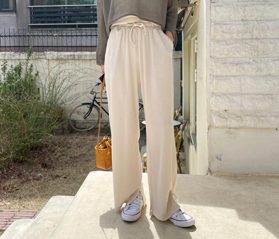 イージーサイドスリットパンツ・全4色・t57195 レディース 【pt】韓国ファッション ボトムス ロング ロングパンツ ゴム ストリング ストレート ルーズ ゆったり ワイド ワイドパンツ スリム 美脚 10分丈 十分丈 夏 春