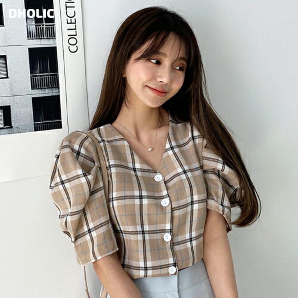 Vネックチェックブラウス・全3色・t65174 レディース 【bl】【韓国 ファッション トップス ブラウス 半袖 Vネック デコルテ チェック柄 パフハーフスリーブ ルーズ 体型カバー 夏 春】