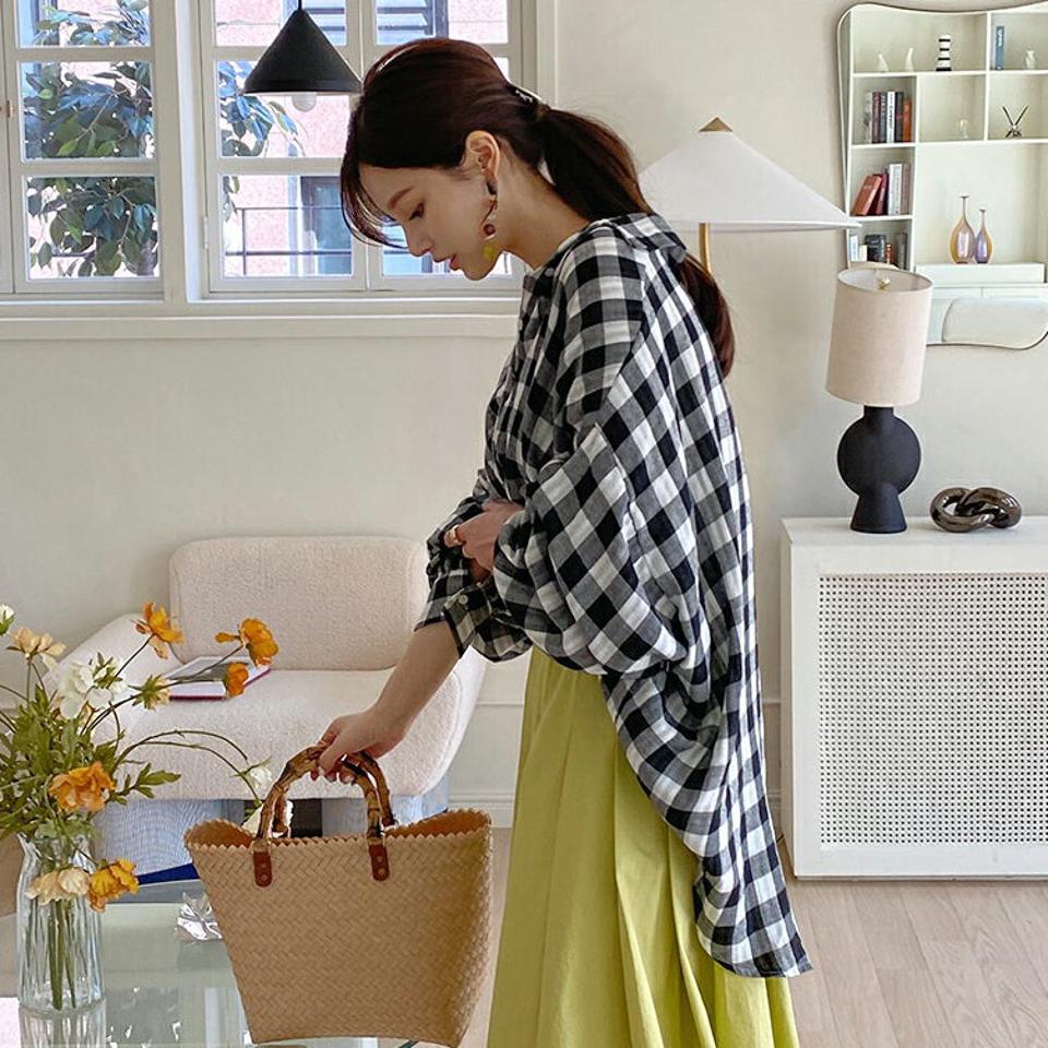 ストライプライナーチェックシャツ・全2色・t67778 レディース 【bl】【トップス シャツ チェック柄 チェックシャツ ボリューム袖 長袖 ゆったり カジュアル 春 秋 韓国 ファッション】【ハイホリHIHOLLI】