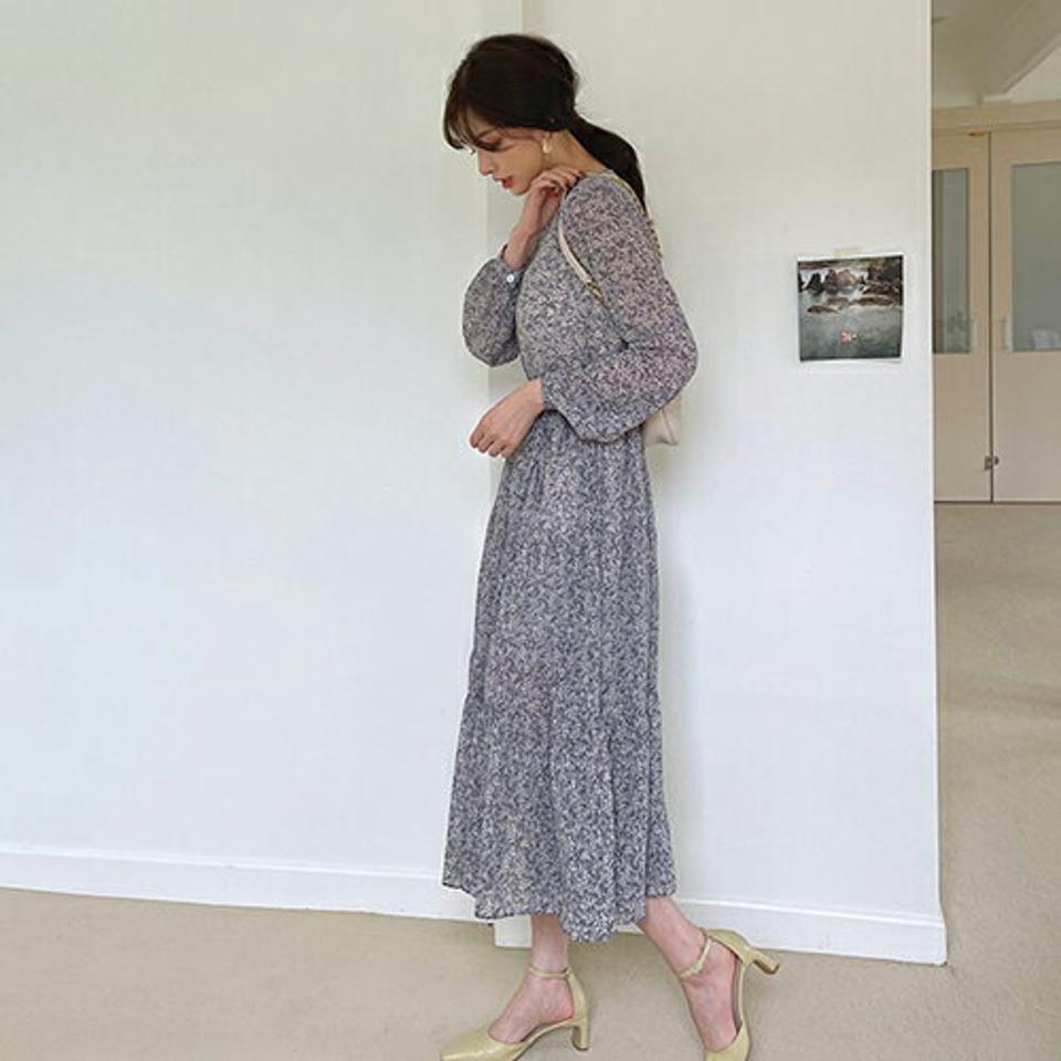 ストラップ付花柄ワンピース・全2色・b67899 レディース 【ops】【ワンピース ロング ロングワンピース 長袖 花柄 小花柄 フラワー シフォン 可愛い かわいい フェミニン 春 秋 韓国 ファッション】【ハイホリHIHOLLI】