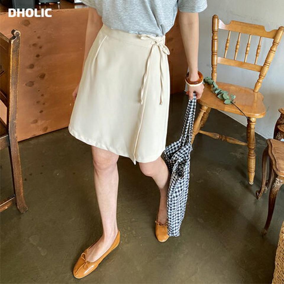 ラップショートパンツ・全2色・t61904 レディース 【pt】【韓国 ファッション ボトムス ショート ショートパンツ スカートパンツ パンツスカート ラップ リボン カジュアル ルーズ ゆったり 体型カーバー 細身 夏 春】