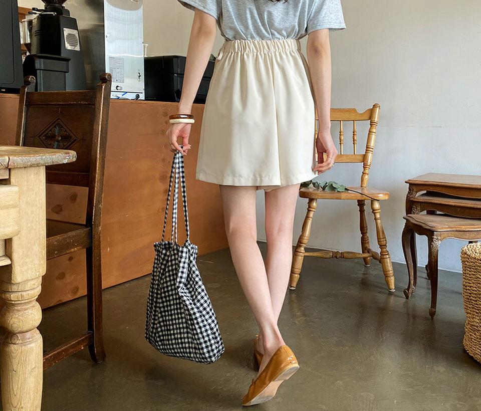 ラップショートパンツ・全2色・t61904 レディース 【pt】【韓国 ファッション ボトムス ショート ショートパンツ スカートパンツ パンツスカート ラップ リボン カジュアル ルーズ ゆったり 体型カーバー 細身 夏 春】