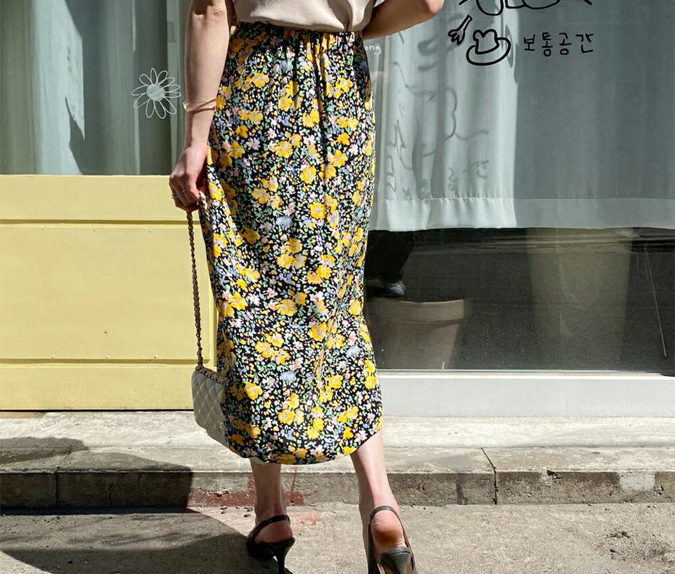 【マラソン特価】花柄Aラインスカート・全2色・t63379 レディース 【sk】 韓国 ファッション ボトムス スカート ロング ロングスカート 花柄 フラワー フローラル パターン Aライン 体型カバー 細身 カジュアル ベーシック フェミニン 夏 春