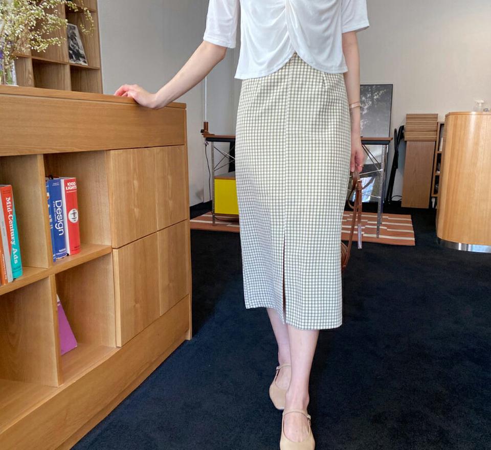 【全品10%OFF】スリットチェックスカート・全2色・t63378 レディース 【sk】【韓国 ファッション ボトムス スカート ロング ロングスカート ガーリー スリット チェック パターン Hライン 体型カバー 細身 カジュアル ベーシック フェミニン 夏 春】