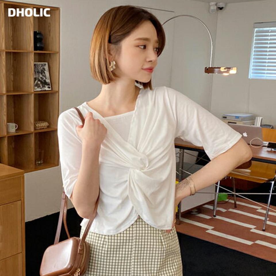 キャミ&ツイストTシャツSET・全4色・t63354 レディース 【tops】【韓国 ファッション トップス Tシャツ 半袖 セット キャミ スクエアネック スリム ツイスト ハーフスリーブ 細身 カジュアル 体型カーバー デイリー 夏 春】