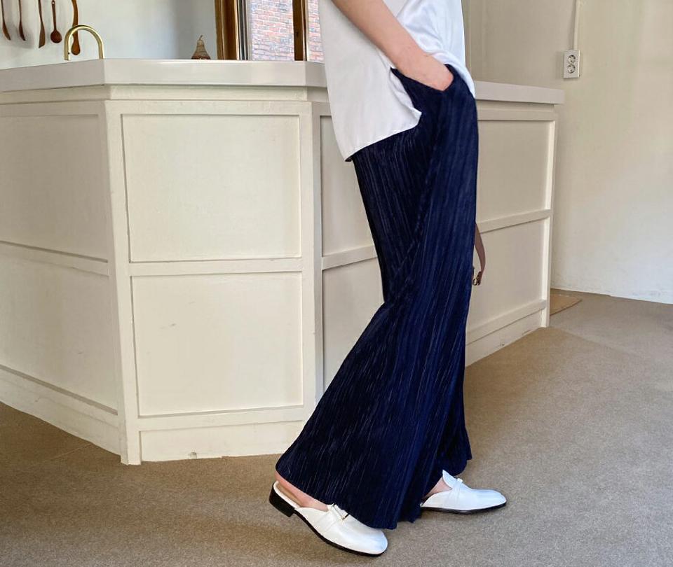 ウエストゴムプリーツパンツ・全4色・b57231 レディース 【pt】【韓国 ファッション ボトムス ロング ロングパンツ ボリューム ワイドパンツ ラクちん プリーツ ワイド 光沢 ゴム 美脚 体型カーバー 10分丈 十分丈 夏 春】