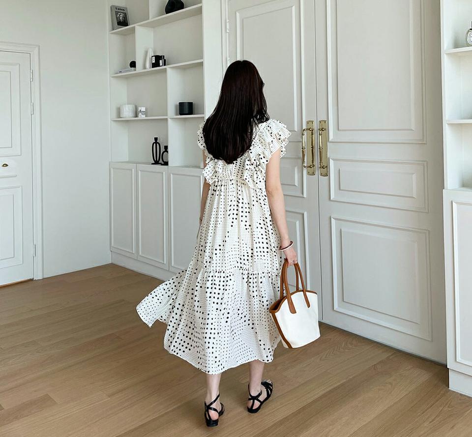 Vネックドットフリルワンピース・全3色・b67952 レディース 【ops】 ワンピース ロング ロングワンピース ドット柄 フリル Vネック ショートスリーブ キャップスリーブ ガーリー 可愛い かわいい 春 夏 韓国 ファッション ハイホリHIHOLLI