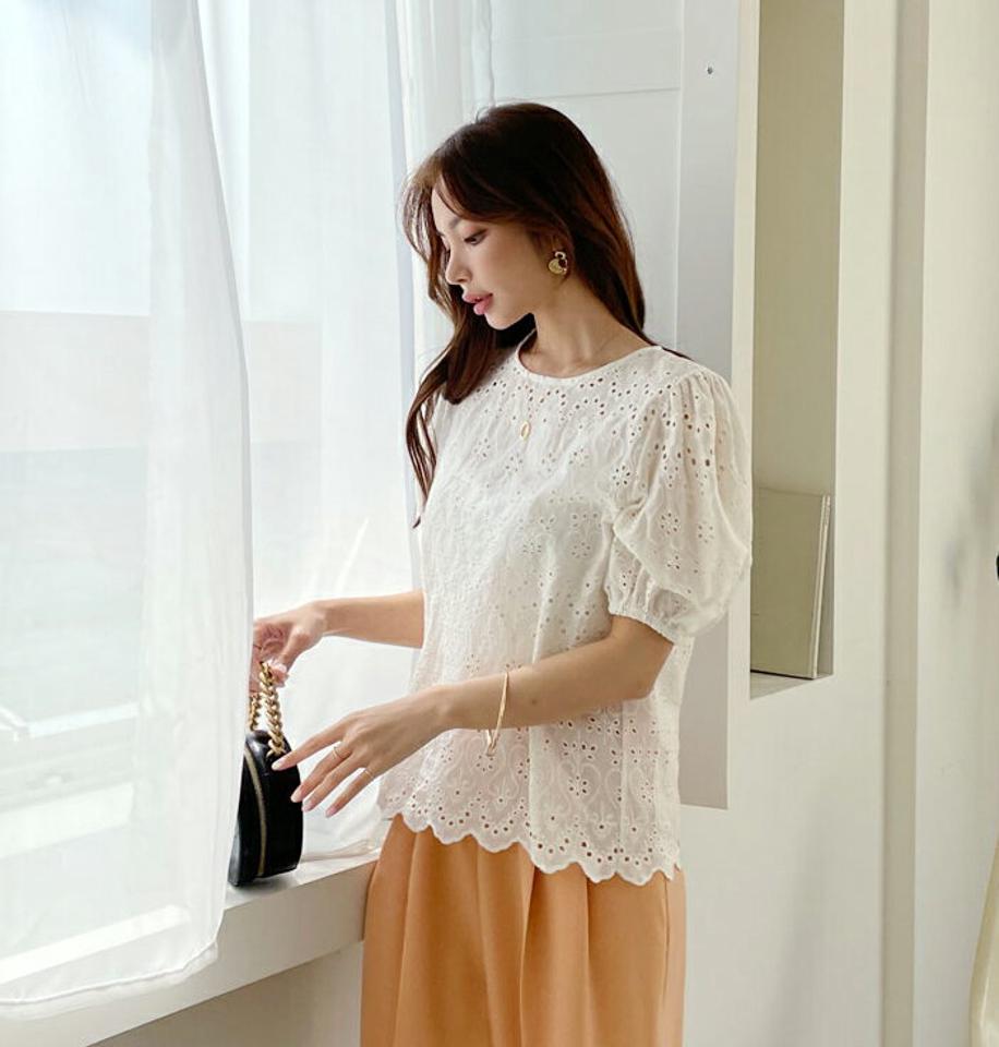 ラウンドアイレットレースブラウス・全2色・b67922 レディース 【bl】【トップス ブラウス 半袖 ハーフスリーブ アイレット レース 総レース 透け感 フェミニン かわいい ガーリー 春 夏 韓国 ファッション】【ハイホリHIHOLLI】
