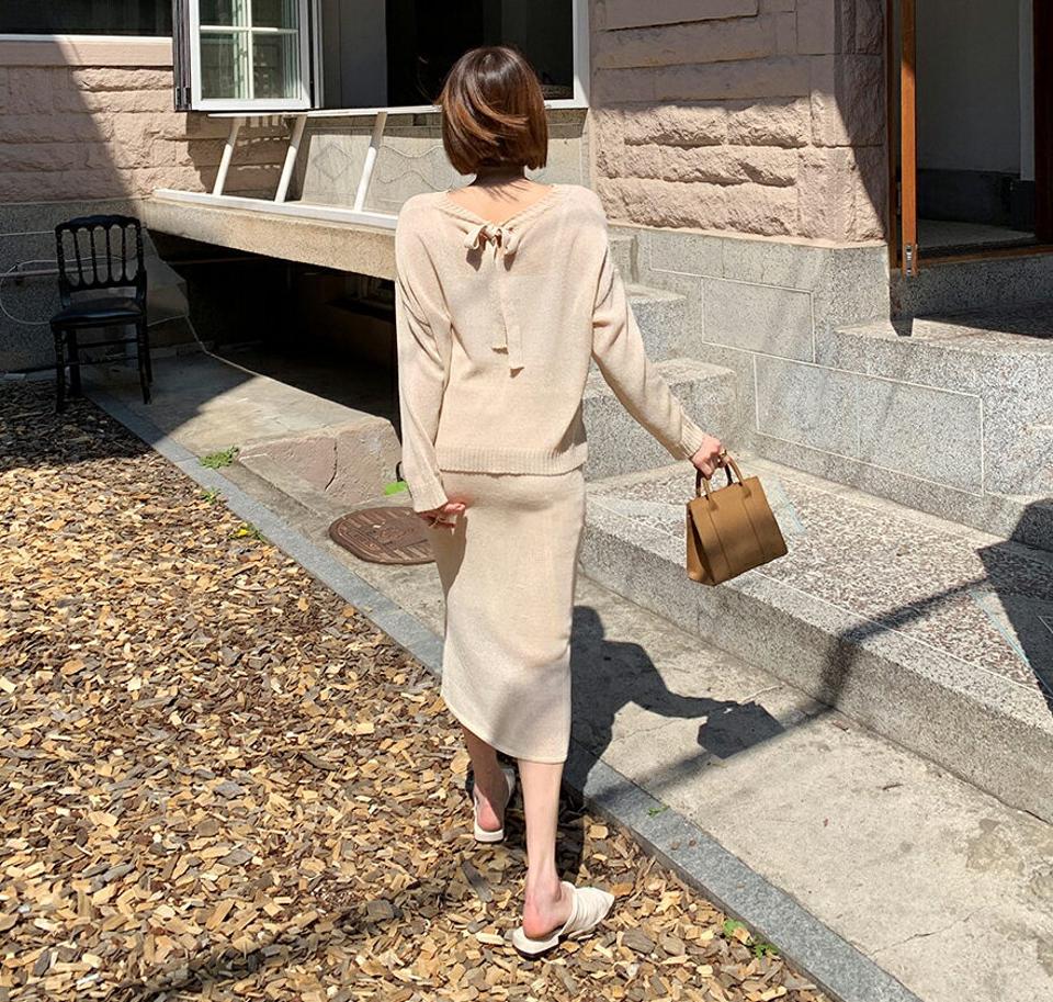 バックリボンニット&スカートSET・全3色・b65218 レディース 【ops】【韓国 ファッション ワンピース ロング ロングワンピース 長袖 ニット セットアップ バックリボン ラウンドネック ルーズ スカート Aライン 細身 体型カバー フェミニン 夏 春】