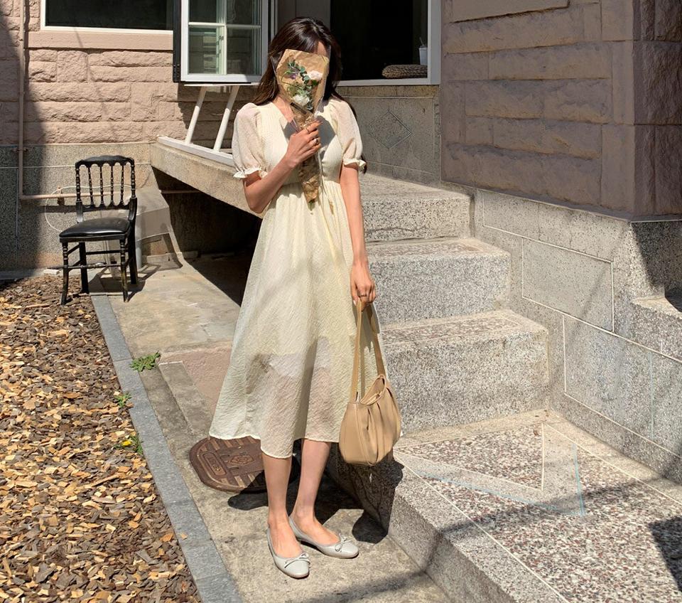 ドロストVネックワンピース・全2色・e65193 レディース 【ops】韓国ファッション ワンピース ロング ロングワンピース 半袖 Vネック フェミニン デコルテ リボン 上品 ガーリー 夏 春