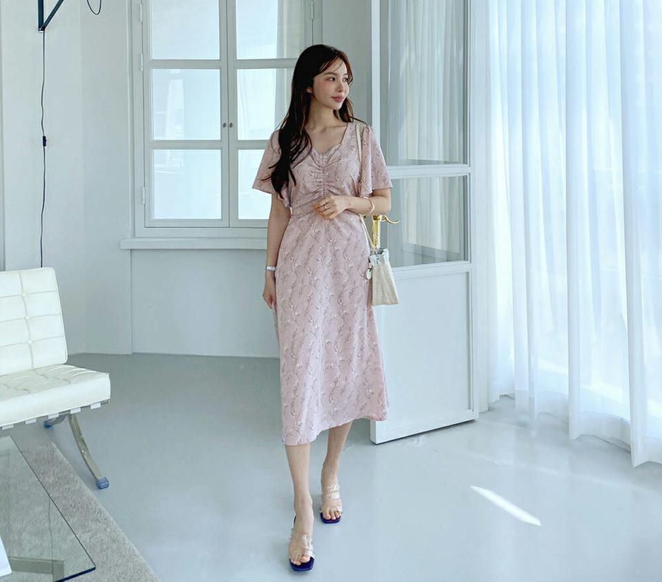 ラッフルスリーブ花柄ワンピース・全2色・t67953 レディース 【ops】【ワンピース ロング ロングワンピース 半袖 花柄 フラワー ラッフル ギャザー フェミニン 可愛い かわいい 春 夏 韓国 ファッション】【ハイホリHIHOLLI】