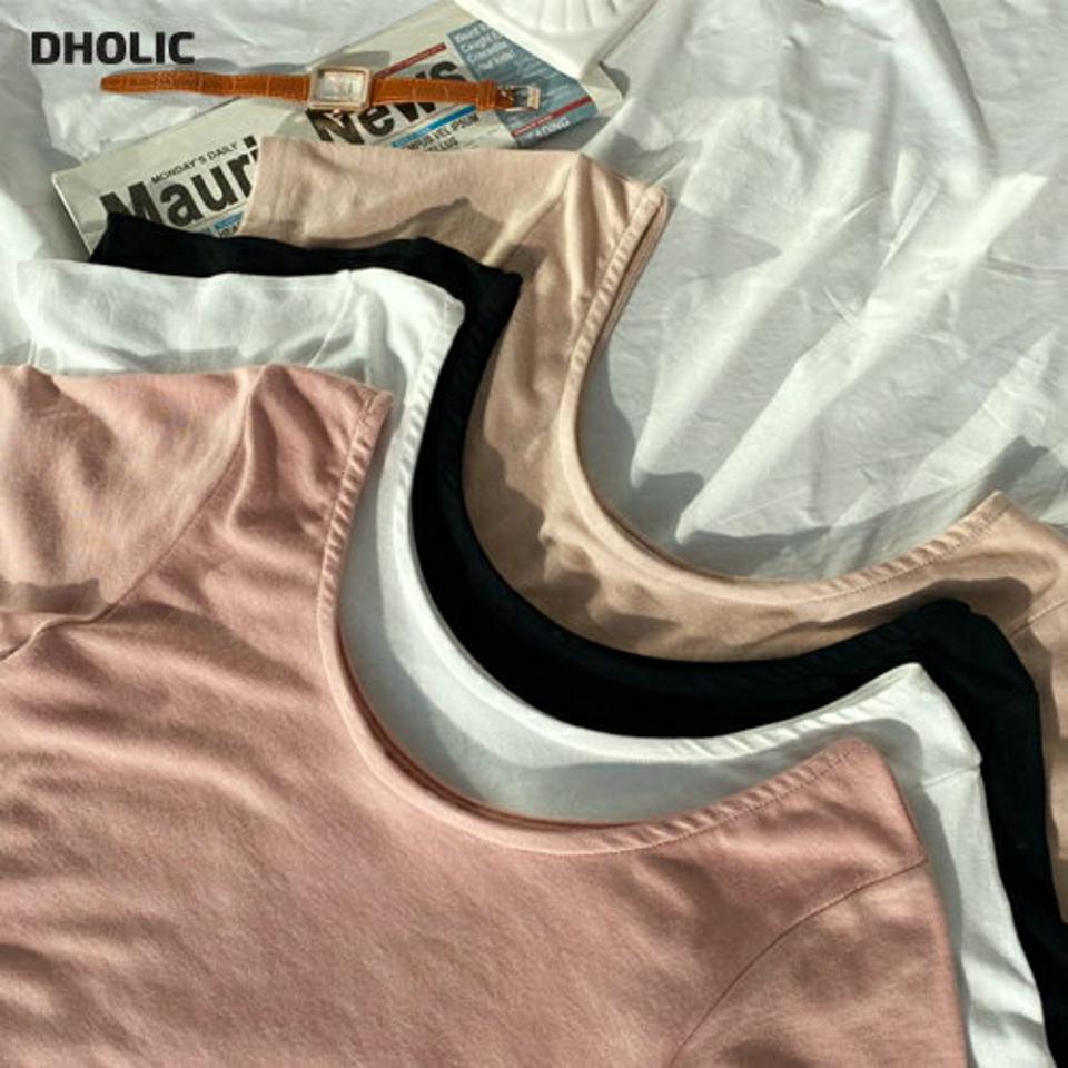 Uネック半袖Tシャツ・全4色・t65196 レディース 【tops】【韓国 ファッション トップス Tシャツ 半袖 ラウンドネック Uネック デコルテ フィット スリム カジュアル 体型カーバー デイリー ベーシック 無地 夏 春】