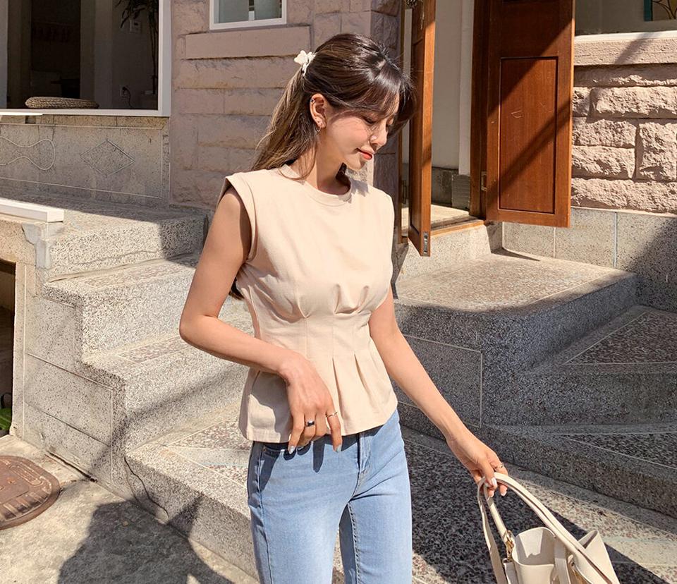 タックフレンチスリーブTシャツ・全3色・b65199 レディース 【tops】【韓国 ファッション トップス Tシャツ 半袖 フレンチスリーブ ラウンドネック ロールアップ スリム カジュアル 体型カーバー デイリー 夏 春】