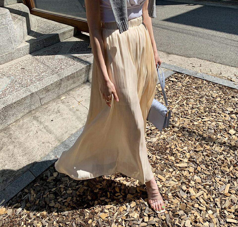 【全品10%OFF】サテンフレアパンツ・全4色・t65200 レディース 【pt】【韓国 ファッション ボトムス ロング ロングパンツ サテン 光沢 上品 フレアパンツ スリム 体型カーバー 10分丈 十分丈 夏 春】