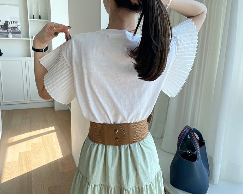 【10%OFF】≪人気商品再入荷≫プリーツスリーブTシャツ・全3色・t67942 レディース 【tops】トップス Tシャツ 半袖 プリーツ フェミニン 単色 シンプル かわいい 可愛い 袖コン 二の腕カバー ホワイト 白 コットン 綿 春 夏 韓国ファッション ハイホリHIHOLLI セール SALE