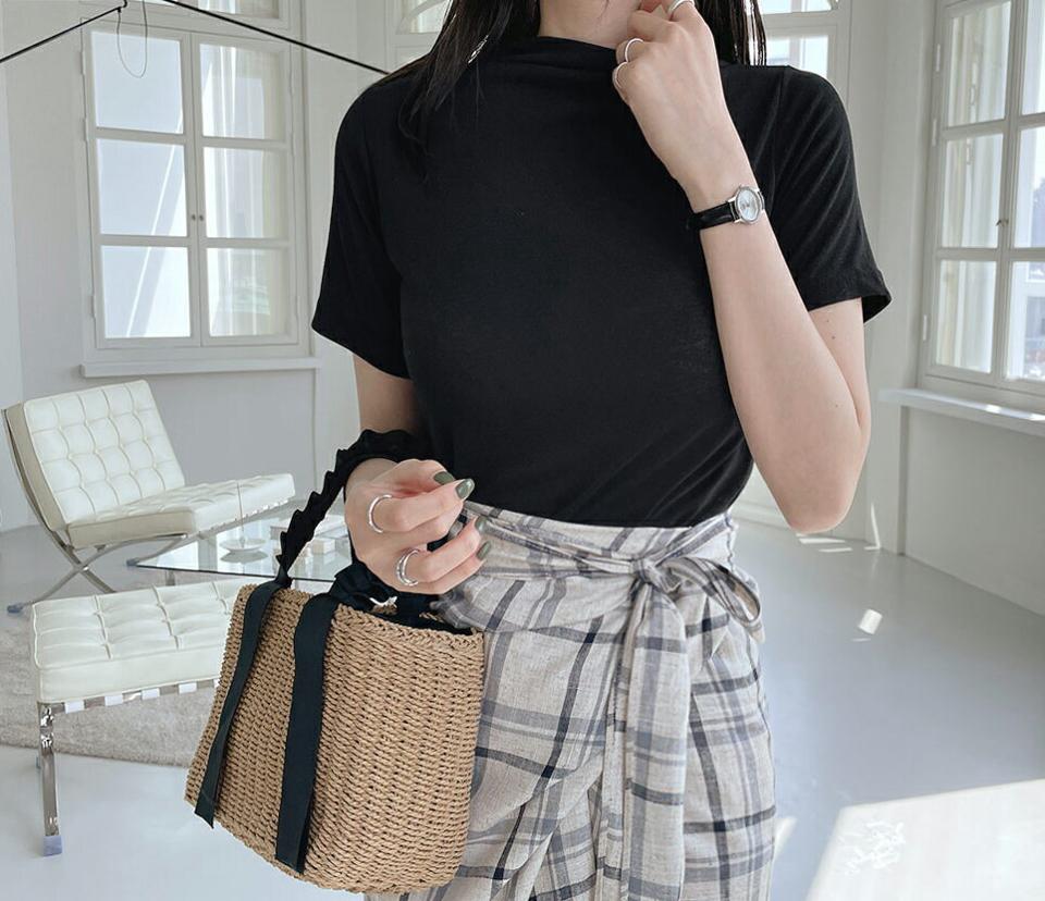 ハーフネック半袖Tシャツ・全4色・t67941 レディース 【tops】【トップス Tシャツ 半袖 ハーフネック 単色 無地 シンプル ベーシック 春 夏 韓国 ファッション】【ハイホリHIHOLLI】