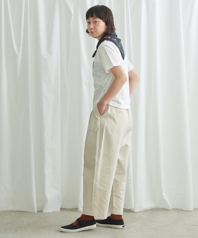 ○チューリップ刺繍　Tシャツ（Lene non finito）