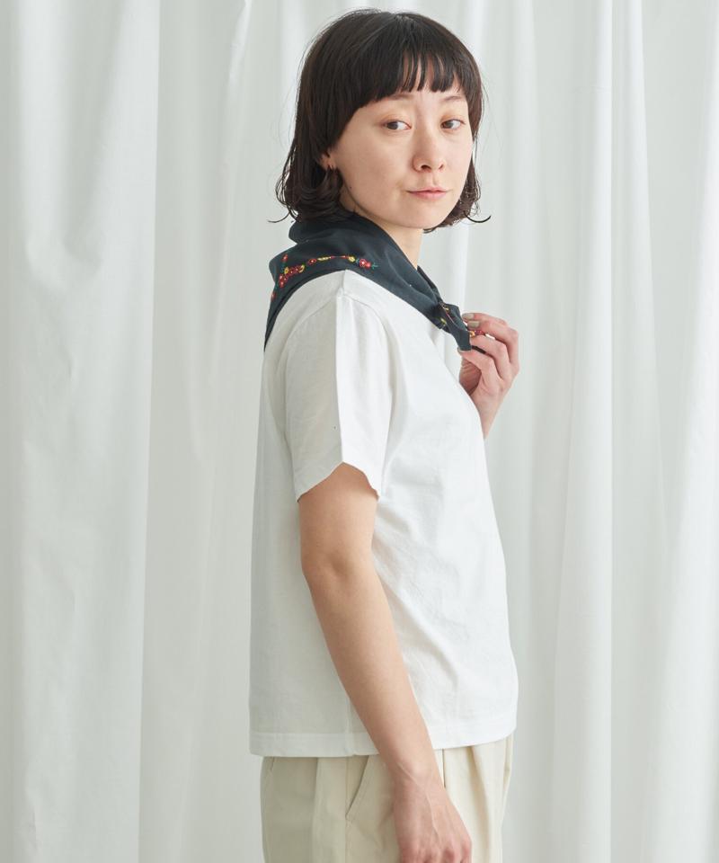 ○チューリップ刺繍　Tシャツ（Lene non finito）