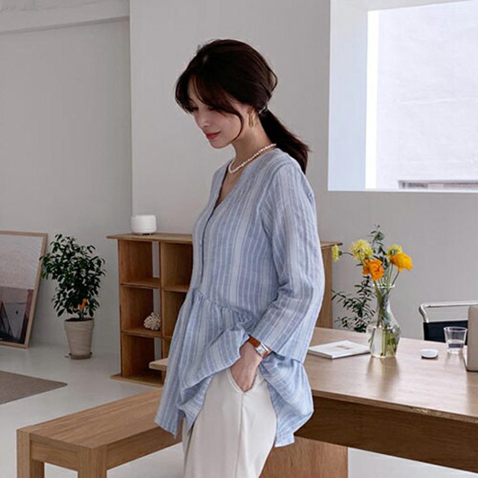 Vネックフレアストライプブラウス・全3色・t68008 レディース 【bl】【トップス ブラウス ストライプ柄 フレア Vネック 七分丈 七分袖 7分丈 7分袖 大人 春 秋 韓国 ファッション】【ハイホリHIHOLLI】