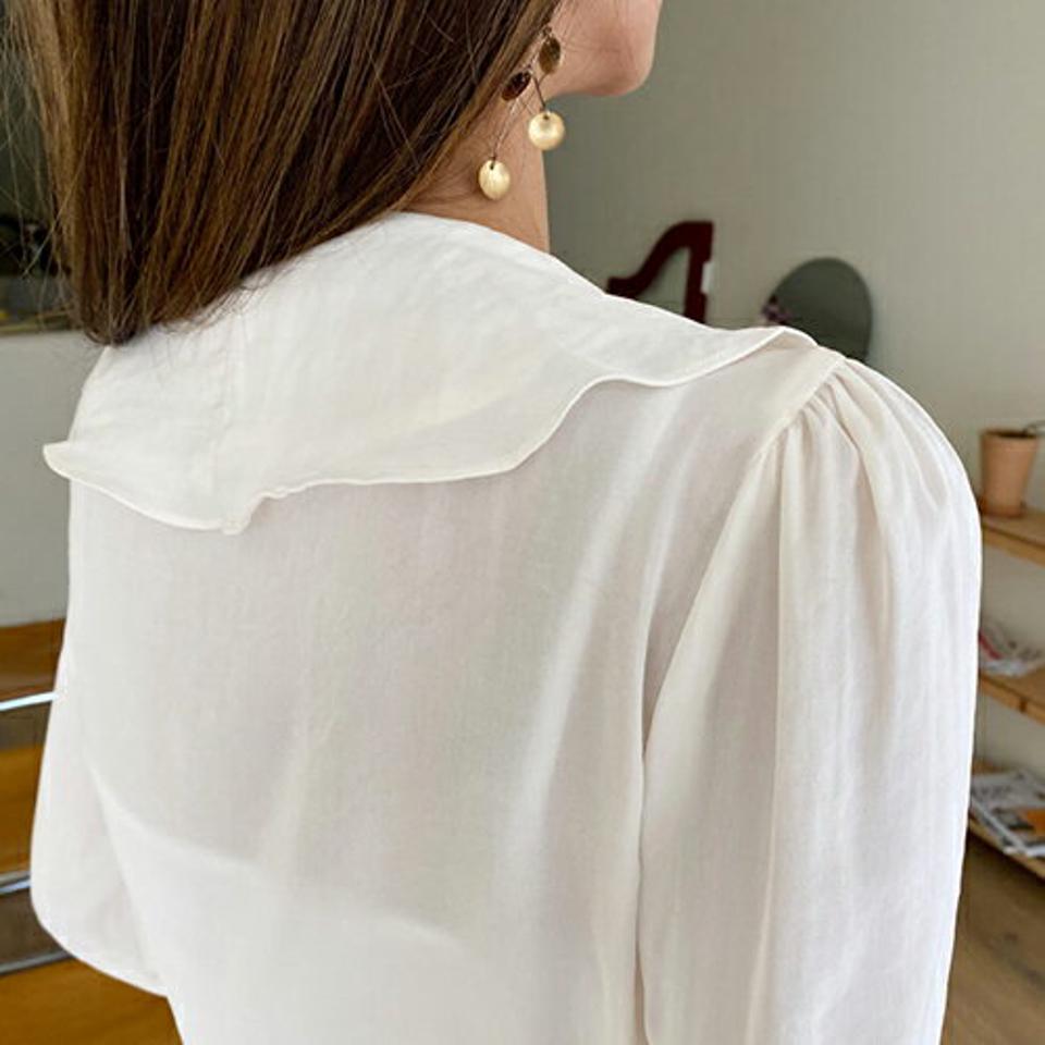 フリルサテンラップブラウス・全2色・t63439 レディース 【bl】【韓国 ファッション トップス ブラウス 長袖 ラップ サテン シルキー Vネック フリル リボン デコルテ 体型カバー スリム ベーシック 細身 夏 春】