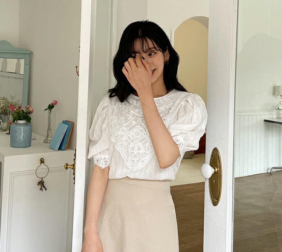 レースバックリボンパフブラウス・全2色・b63855 レディース 【bl】【韓国 ファッション トップス ブラウス 半袖 レース パフスリーブ リボン バックリボン ドット ストライプ ルーズ ゆったり ガーリー 体型カバー 細身 春 夏】【NIJU】