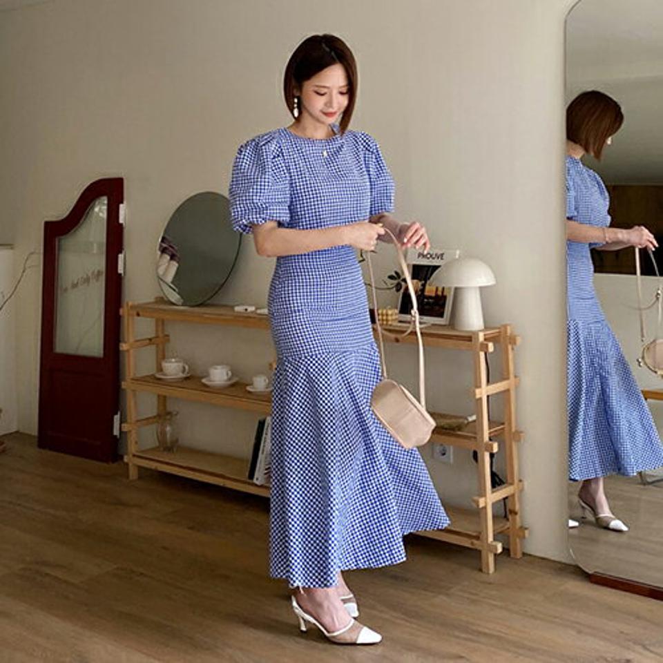 チェックパフブラウス&スカートSET・全2色・t63445 レディース 【ops】【韓国 ファッション ワンピース ロング ロングワンピース 半袖 ガーリー チェック セットアップ ブラウス フレア スリム カジュアル シンプル 体型カバー 細身 夏 春】