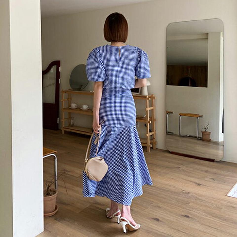 チェックパフブラウス&スカートSET・全2色・t63445 レディース 【ops】【韓国 ファッション ワンピース ロング ロングワンピース 半袖 ガーリー チェック セットアップ ブラウス フレア スリム カジュアル シンプル 体型カバー 細身 夏 春】