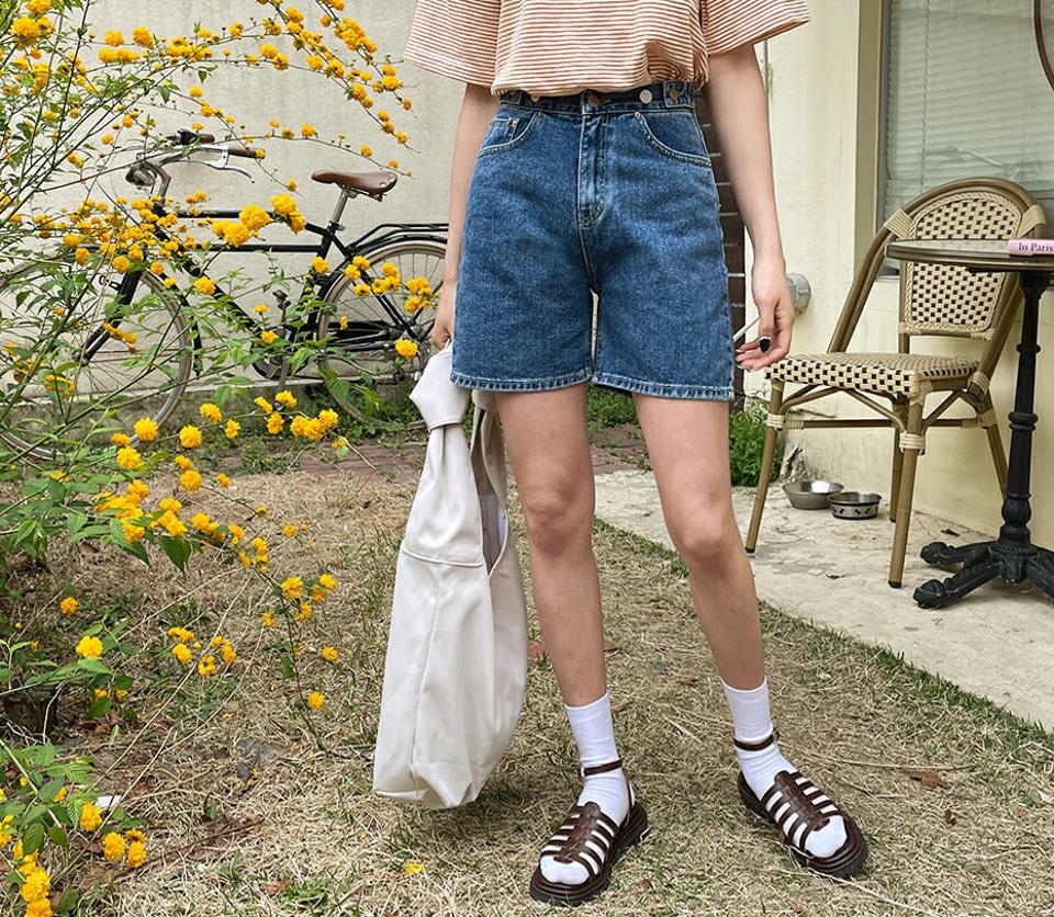 ボタンデニムショートパンツ・全2色・t63878 レディース 【pt】【韓国 ファッション ボトムス パンツ ショート ショートパンツ ショートデニム ウォッシング デニム カジュアル デイリー 春 夏】【NIJU】