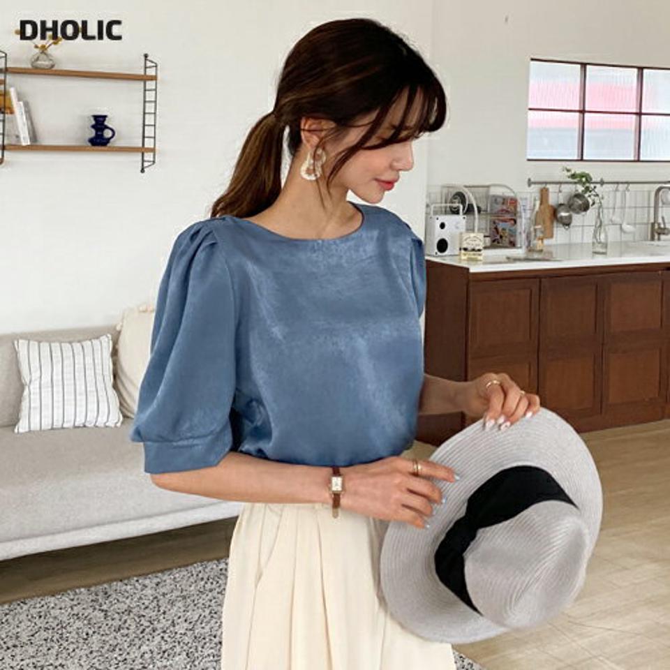 サテンラウンドパフブラウス・全5色・t63435 レディース 【bl】【韓国 ファッション トップス ブラウス 半袖 フェミニン カジュアル サテン 5分丈 パフスリーブ シルキー ラウンドネック 体型カバー スリム ボリューム 夏 春】