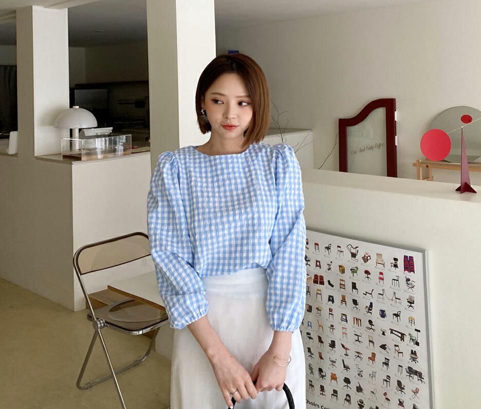 【スーパーセール特価】チェックパフブラウス・全4色・t63437 レディース 【bl】 韓国 ファッション トップス ブラウス 長袖 ガーリー カジュアル チェック柄 ラウンドネック パフスリーブ ゴム 体型カバー スリム ベーシック かわいい 夏 春
