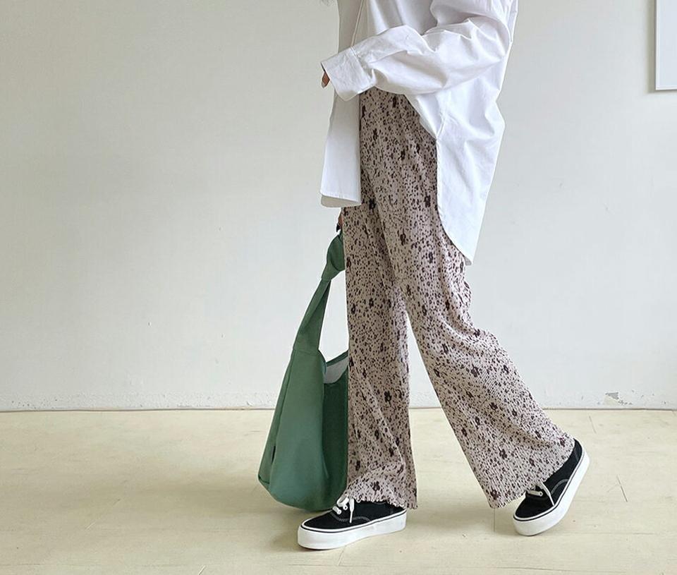 プリーツフローラルパンツ・全3色・t63875 レディース 【pt】 韓国 ファッション ボトムス パンツ ロング ロングパンツ 花柄 フラワー パターン フローラル プリーツパンツ 体型カーバー 10分丈 十分丈 カジュアル デイリー 春 夏 NIJU