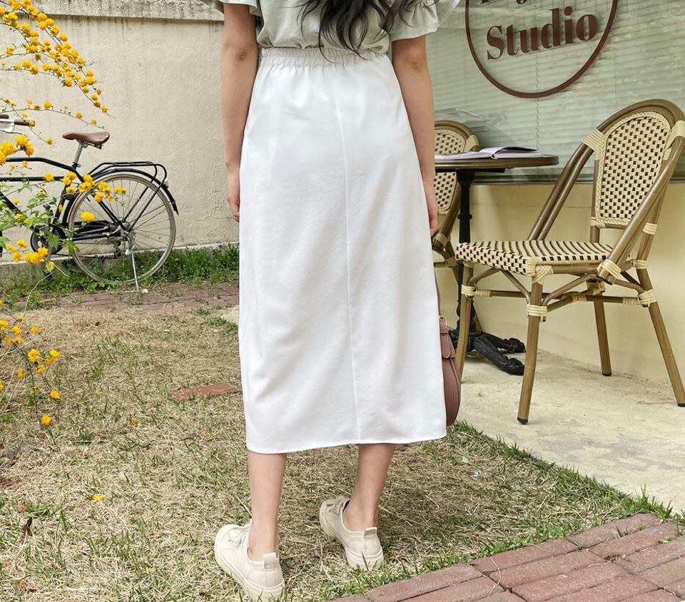 タックフレアスカート・全5色・t63874 レディース 【sk】 韓国 ファッション ボトムス スカート ロング ロングスカート シンプル 無地 シフォン フレア カジュアル デイリー 体型カバー 細身 春 夏 NIJU