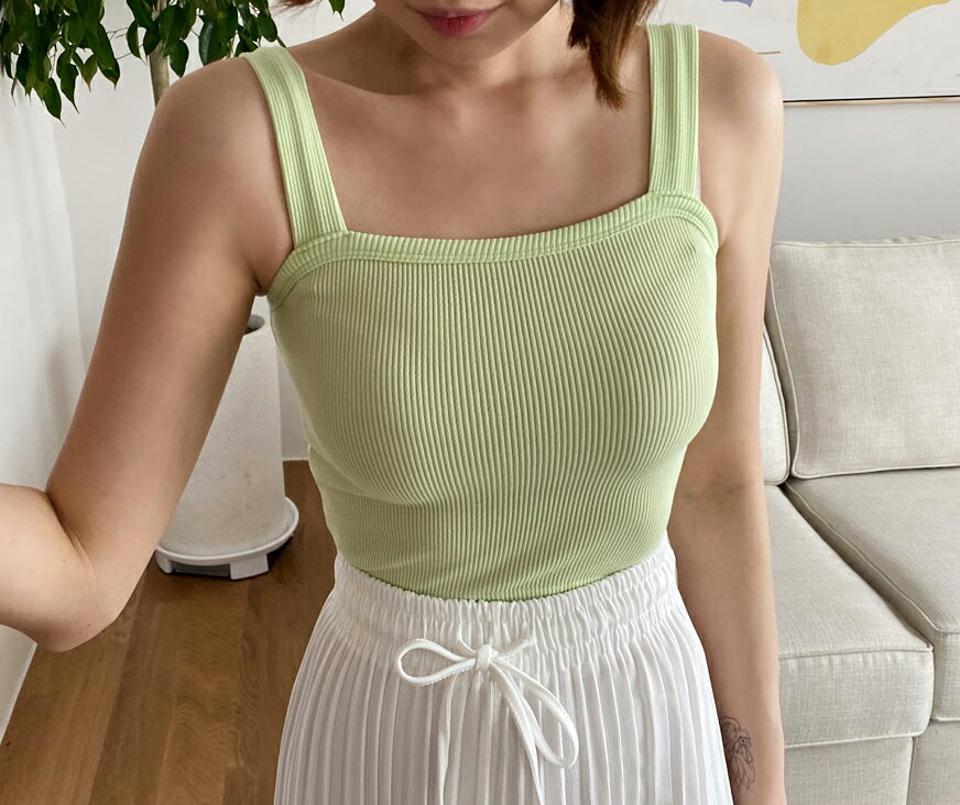 リブクロップドスリーブレス・全5色・t65255 レディース 【tops】 韓国 ファッション トップス スリーブレス ノースリーブ クロップド丈 スクエアネック スリム フィット 細身 体型カバー フェミニン 夏 春