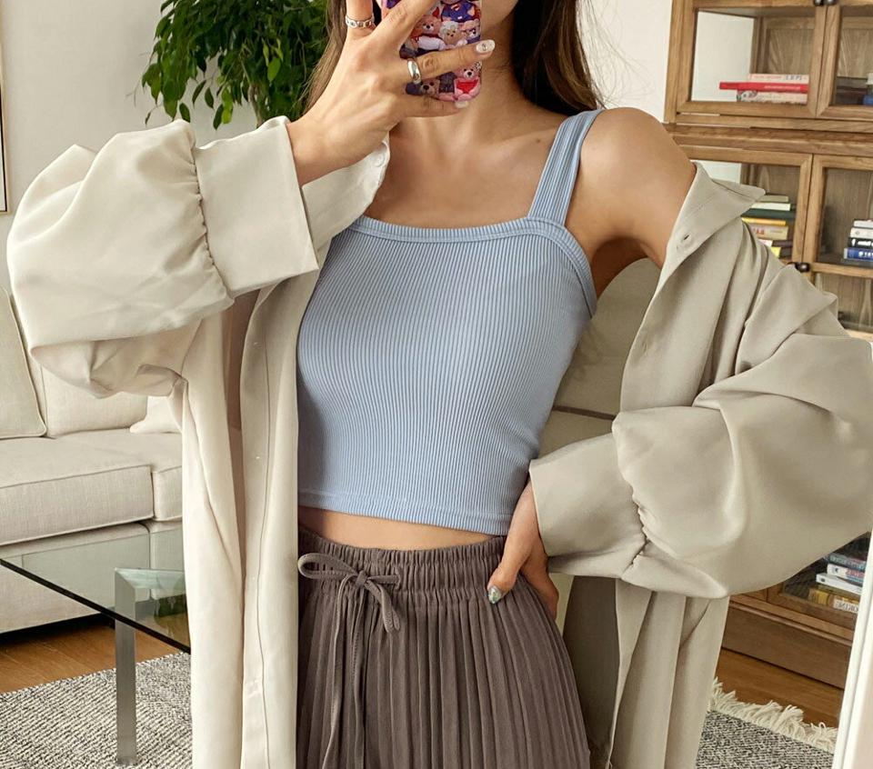 リブクロップドスリーブレス・全5色・t65255 レディース 【tops】 韓国 ファッション トップス スリーブレス ノースリーブ クロップド丈 スクエアネック スリム フィット 細身 体型カバー フェミニン 夏 春