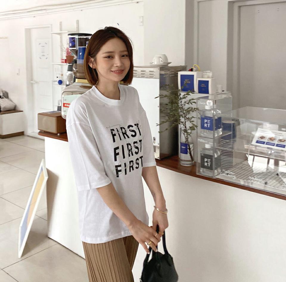 レイヤードレタリングTシャツ・全3色・t65232 レディース 【tops】【韓国 ファッション トップス Tシャツ 半袖 レタリング シンプル ラウンドネック ルーズ ゆったり フェミニン カジュアル 体型カーバー デイリー 夏 春】