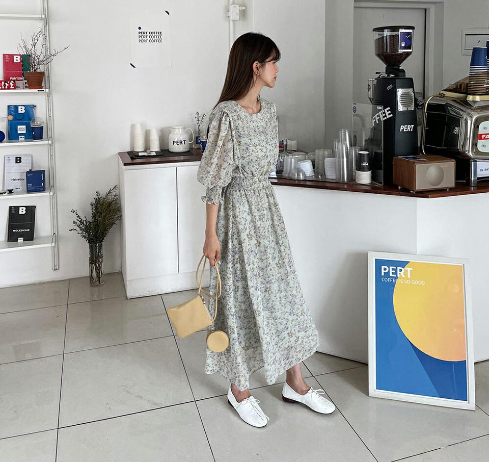 花柄シャーリングワンピース・全3色・t65239 レディース 【ops】【韓国 ファッション ワンピース ロング ロングワンピース 長袖 花柄 フラワー フローラル パターン シフォン フレア シャーリング ラウンドネック 体型カバー 細身 夏 春】