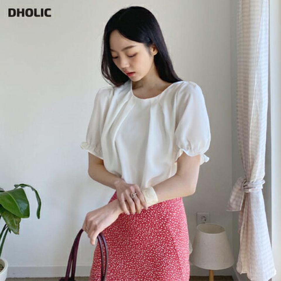 ラウンドタックブラウス・全3色・65096 レディース 【bl】【韓国 ファッション トップス ブラウス 半袖 ゴム ラウンドネック かわいい ボリューム フェミニン 体型カバー スリム 細身 夏 春】