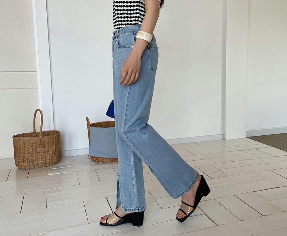 スリットラインデニムパンツ・全1色・t65100 レディース 【pt】 韓国ファッション ボトムス ロング ロングパンツ ステッチ スリット デニムパンツ テーパード デニム 美脚 10分丈 十分丈 細身 体型カバー スリム フィット 夏 春