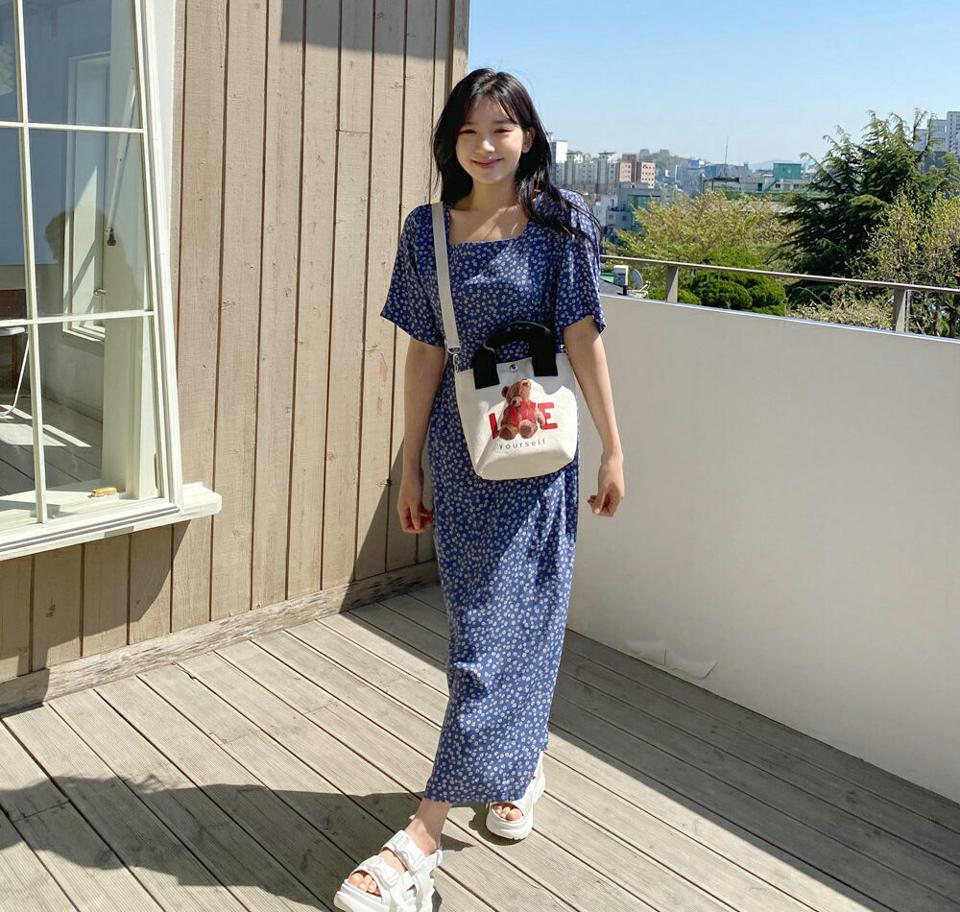 スクエア花柄リボンワンピース・全2色・t63947 レディース 【ops】 韓国 ファッション ワンピース ロング ロングワンピース 半袖 花柄 フラワー リボン ハーフスリーブ フェミニン 体型カバー 春 夏 NIJU