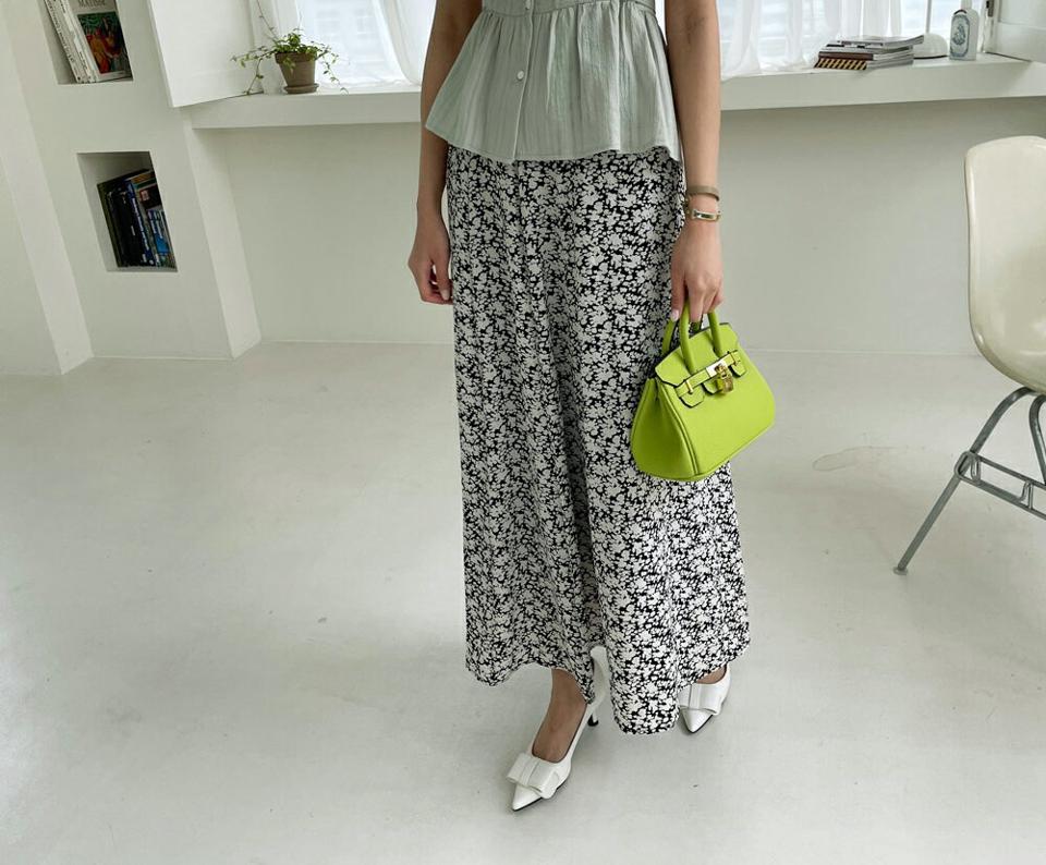 フローラルAラインスカート・全2色・t68094 レディース 【sk】【スカート ロング ロングスカート 花柄 フラワー Aライン 大人 きれいめ フェミニン 春 秋 韓国 ファッション】【ハイホリHIHOLLI】